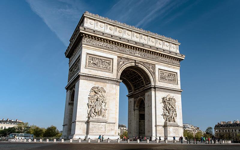 歐洲為何沒向亞洲移民？歷史、地理與文化因素的交織